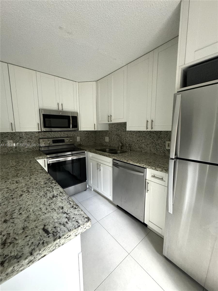 716 NW 98th Way, Plantation, FL 33324 photo 3