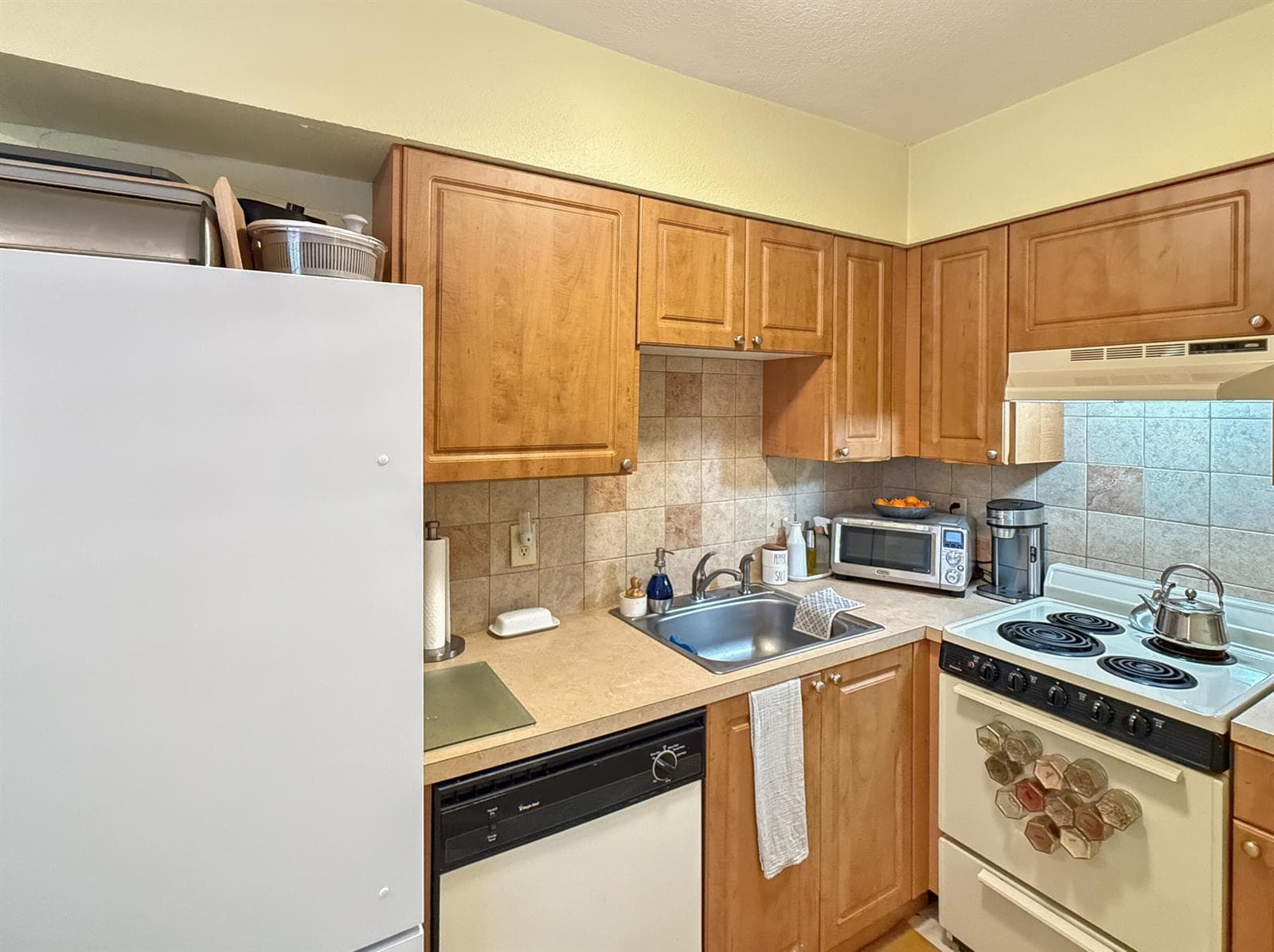 2607 NE 8th Avenue # #25, Wilton Manors, FL 33334 photo 2