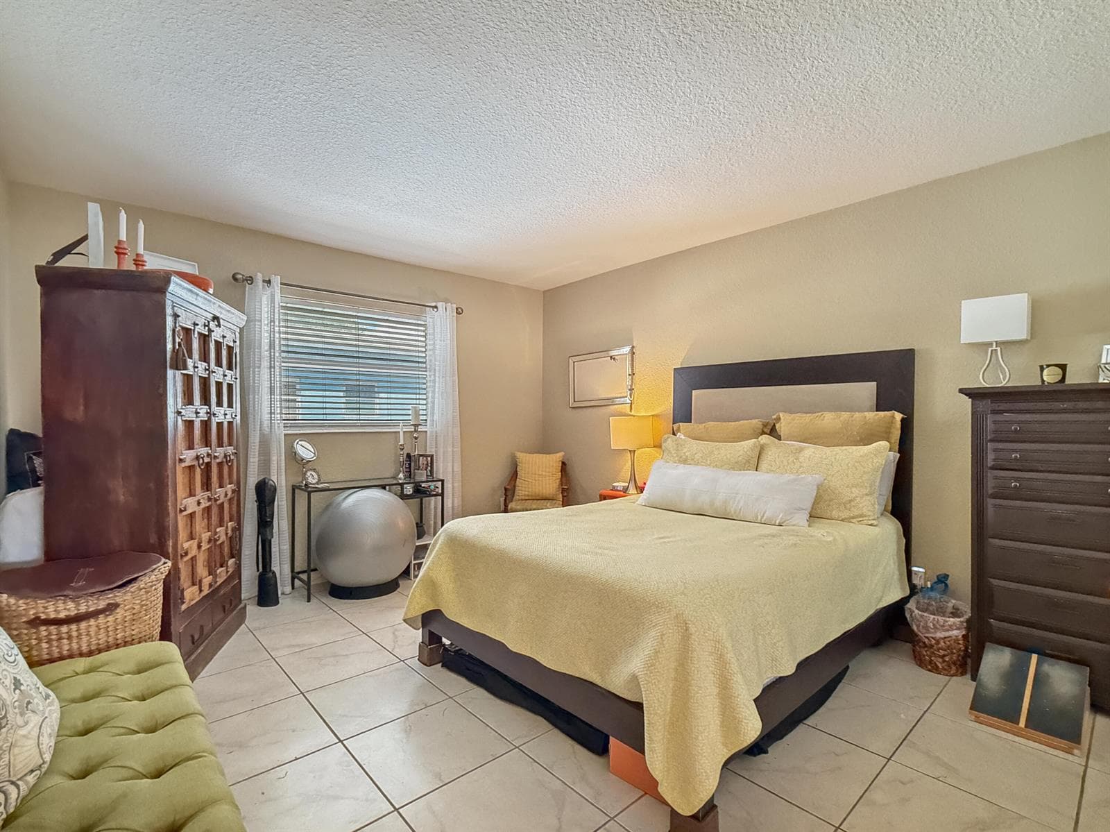 2607 NE 8th Avenue # #25, Wilton Manors, FL 33334 photo 4
