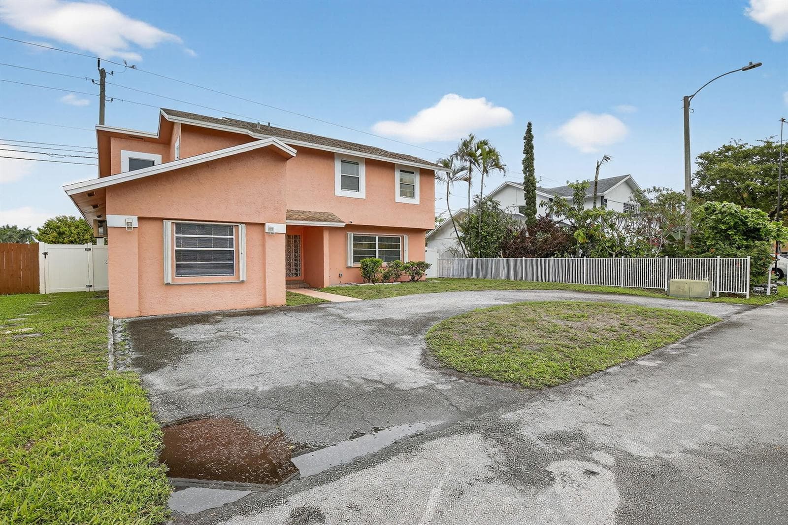7721 NW 42nd Court, Hollywood, FL 33024 photo 4