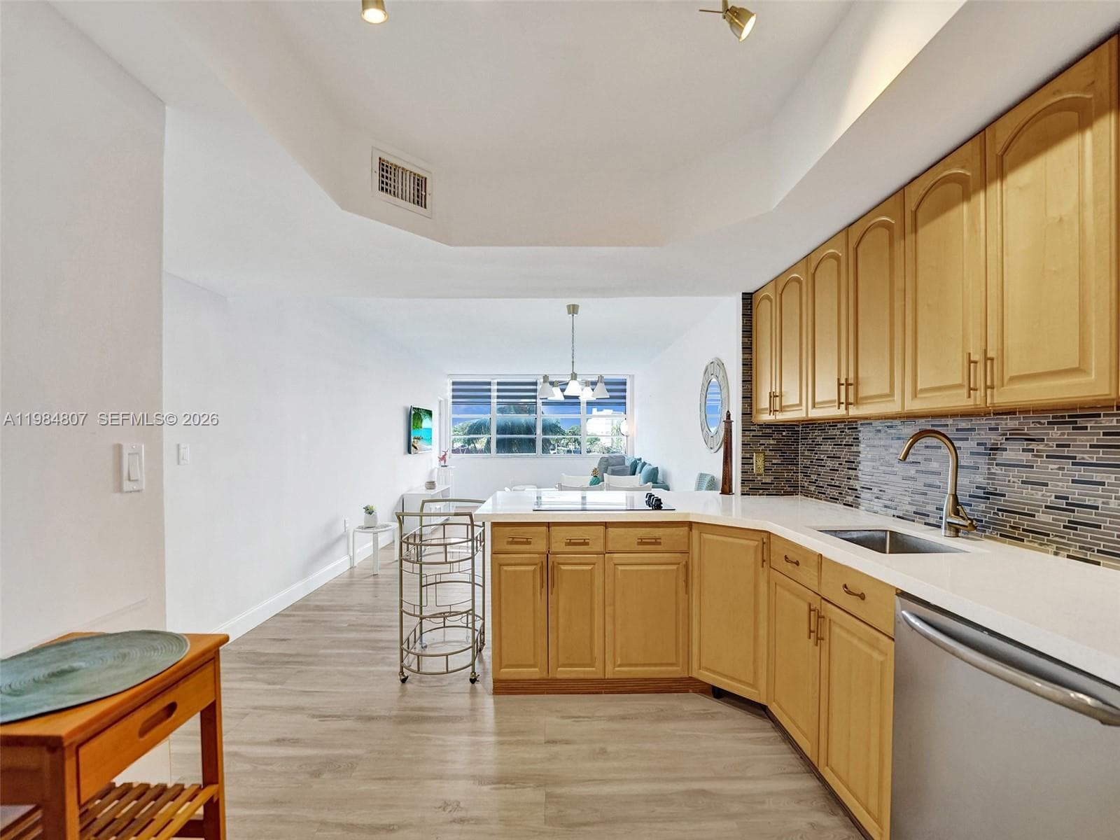 1351 NE Miami Gardens Dr # 203E, Miami, FL 33179 photo 2