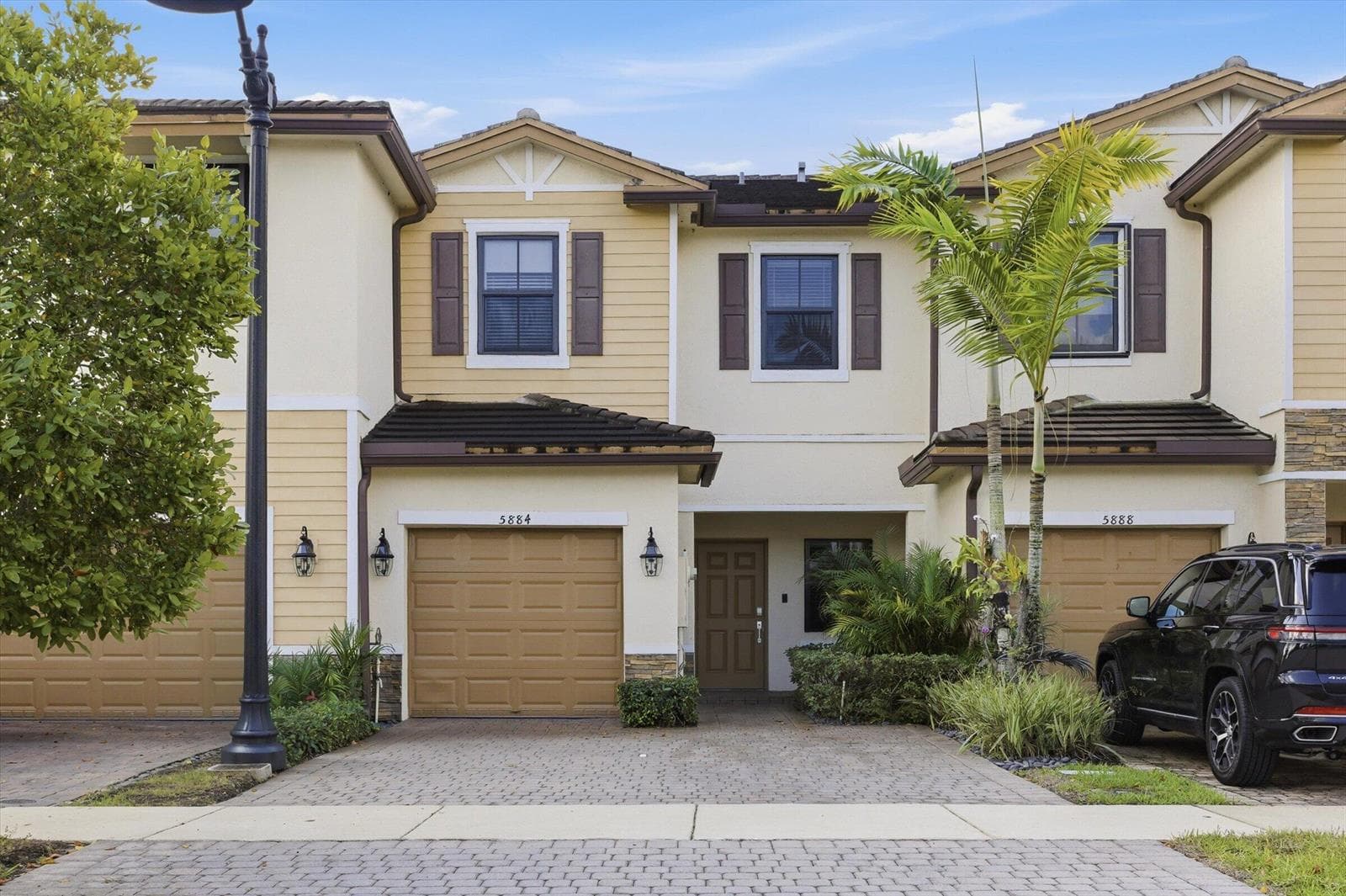 5884 Mustang Manor, Davie, FL 33314 photo 2