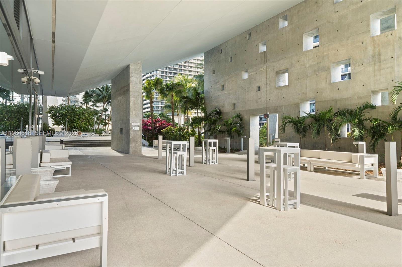 88 SW 7th St # 809, Miami, FL 33130 photo 5