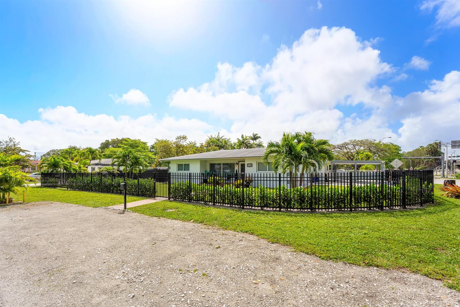 590 NW 126th Street, North Miami, FL 33168 photo 4