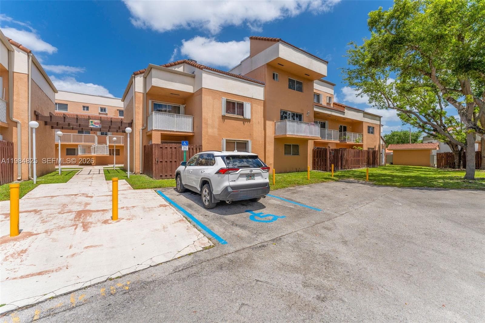 14907 SW 80th St # 115, Miami, FL 33193 photo 3