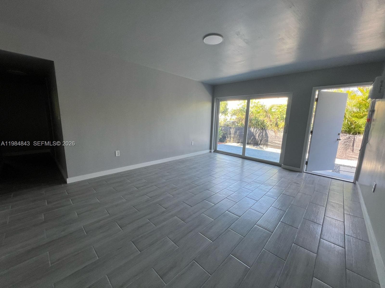 161 NE 117th St, Miami, FL 33161 photo 5