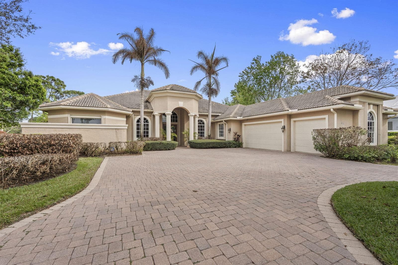 7424 Laurels Place, Port St. Lucie, FL 34986 photo 2