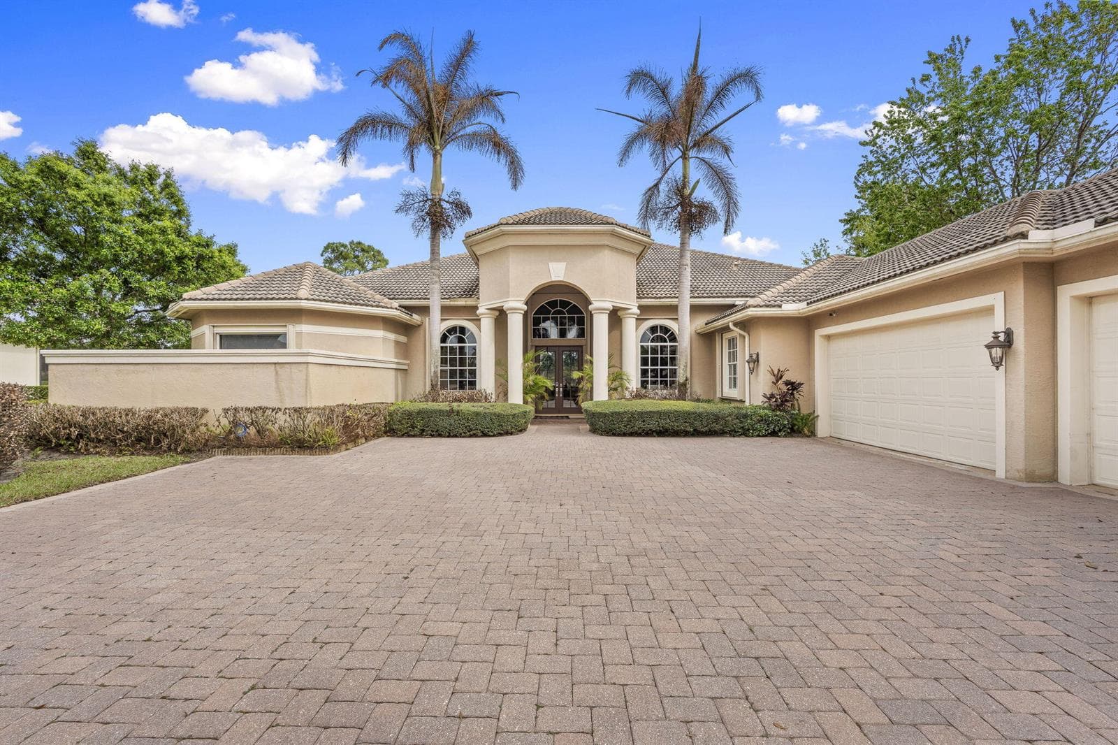 7424 Laurels Place, Port St. Lucie, FL 34986 photo 3