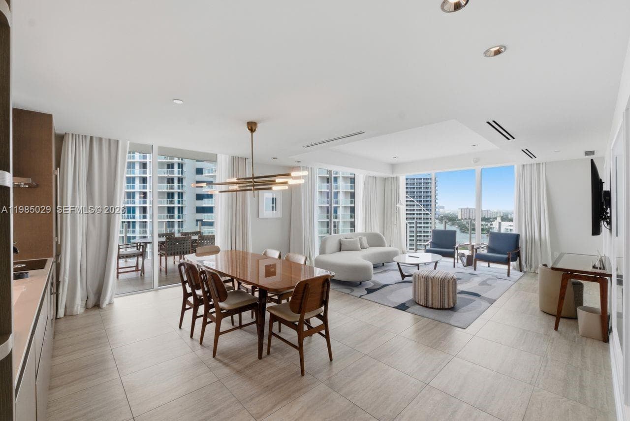 525 N Fort Lauderdale Beach Blvd # 1509, Fort Lauderdale, FL 33304