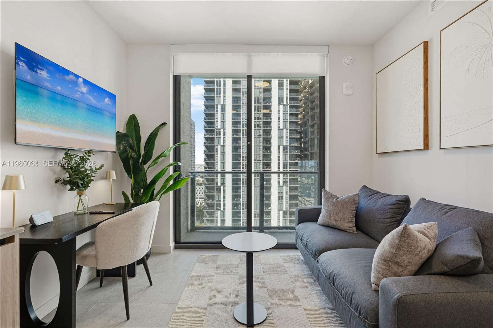121 NE 5th St # 2706, Miami, FL 33132
