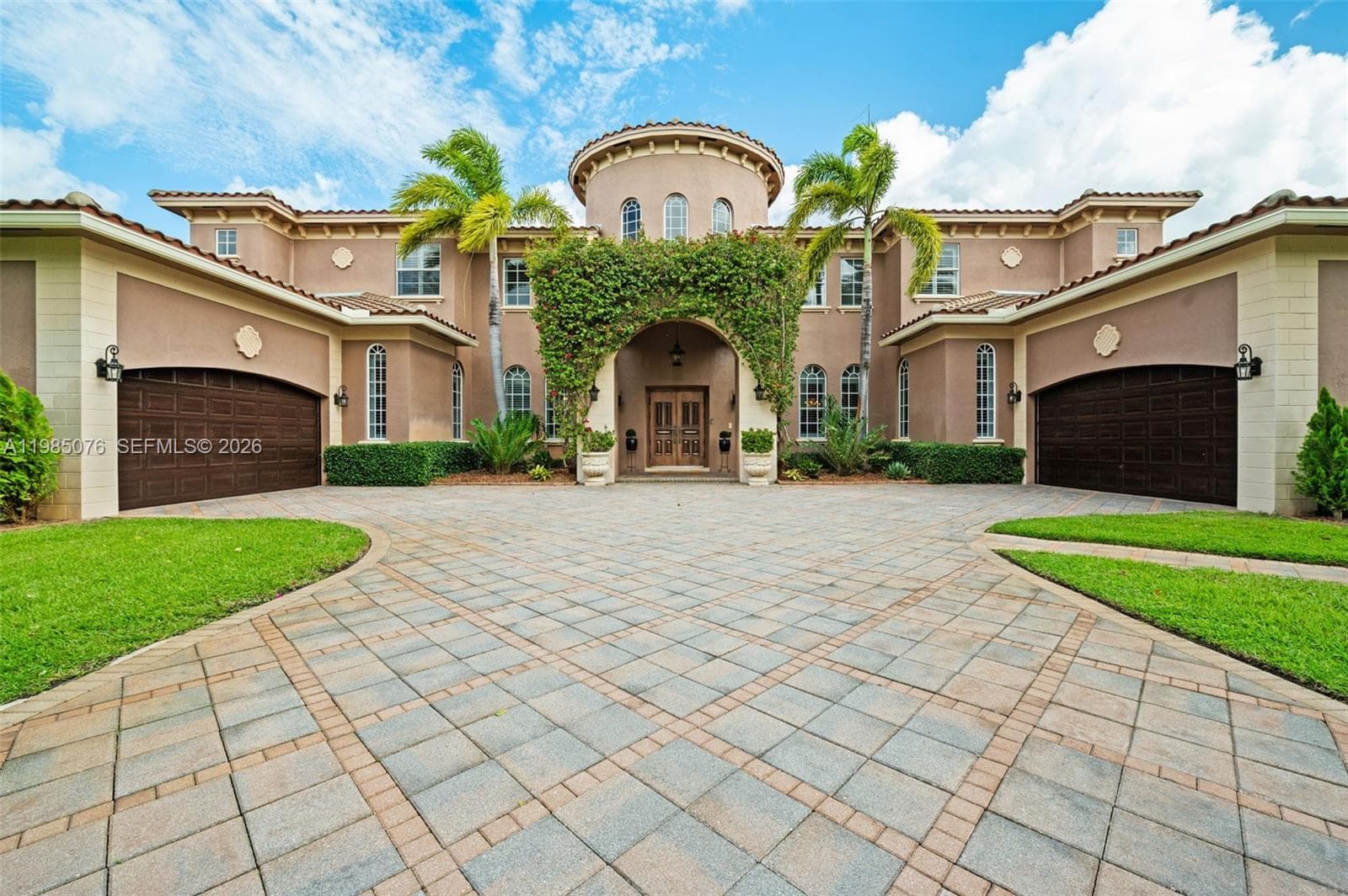 12821 Kapok Ln, Davie, FL 33330 photo 2