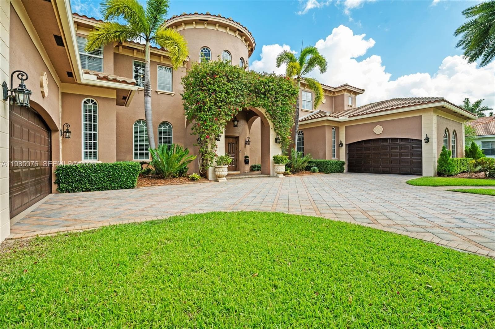 12821 Kapok Ln, Davie, FL 33330 photo 3