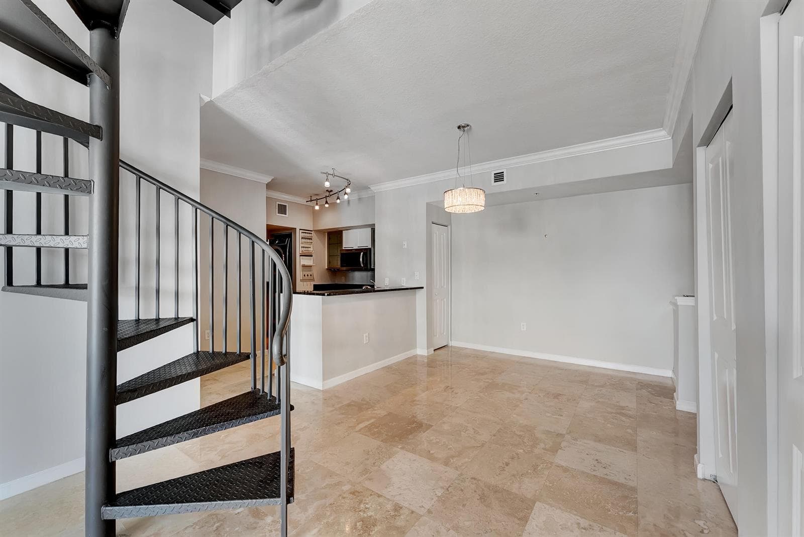 225 NE 1st Street # 409 (ph-09), Delray Beach, FL 33483 photo 4