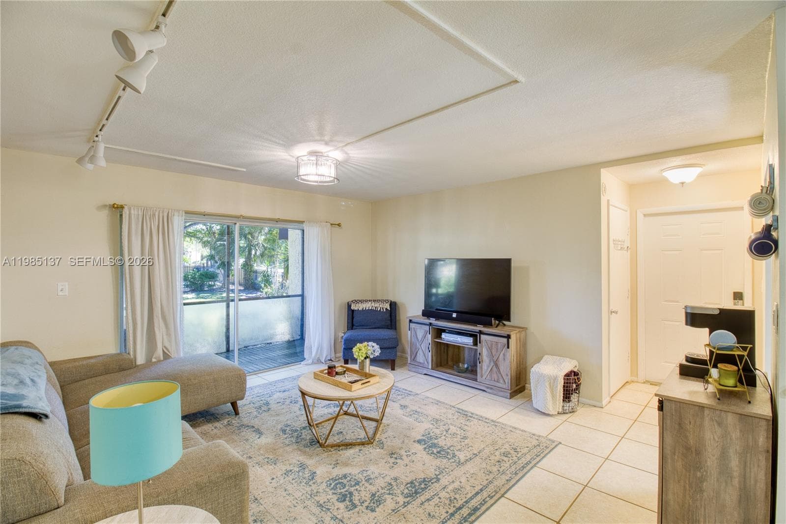 3095 N Oakland Forest Dr # 104, Oakland Park, FL 33309 photo 3