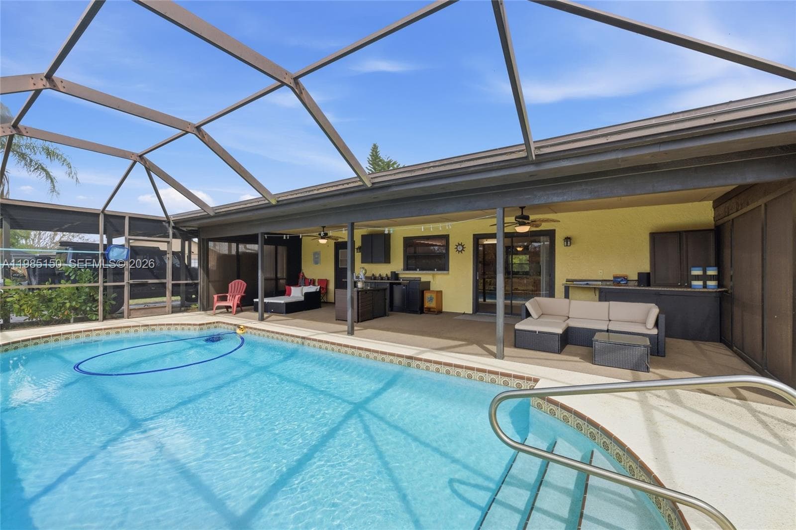 2580 SW Bayshore Blvd, Port St. Lucie, FL 34984 photo 2