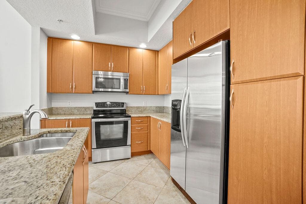 701 S Olive Avenue # 1003, West Palm Beach, FL 33401 photo 3