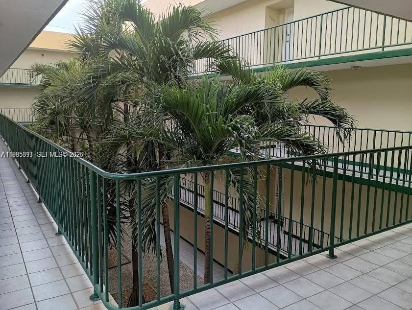 8321 NW 7th St # 1-307, Miami, FL 33126 photo 4