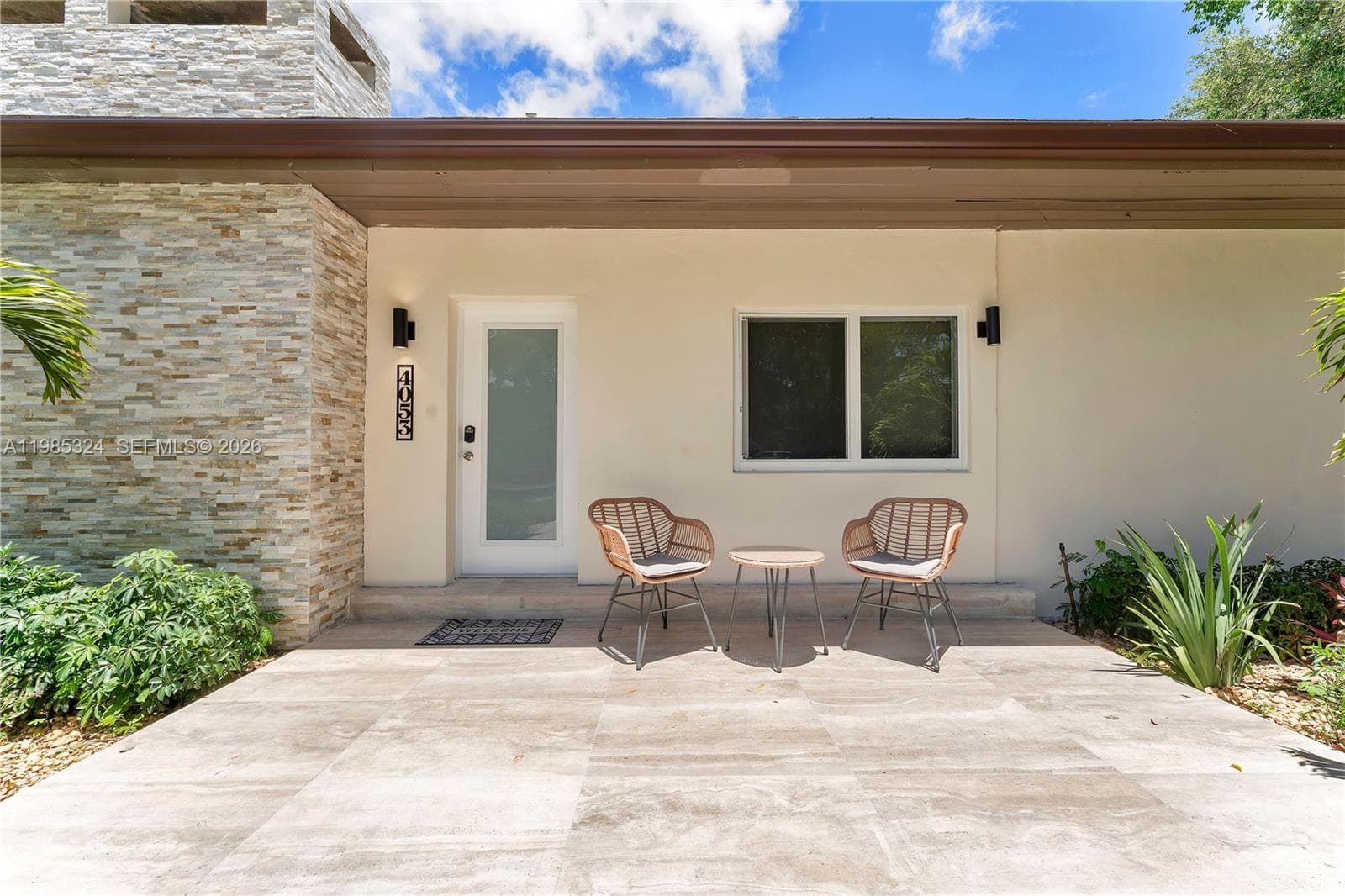 4053 SW 8th St, Plantation, FL 33317 photo 2