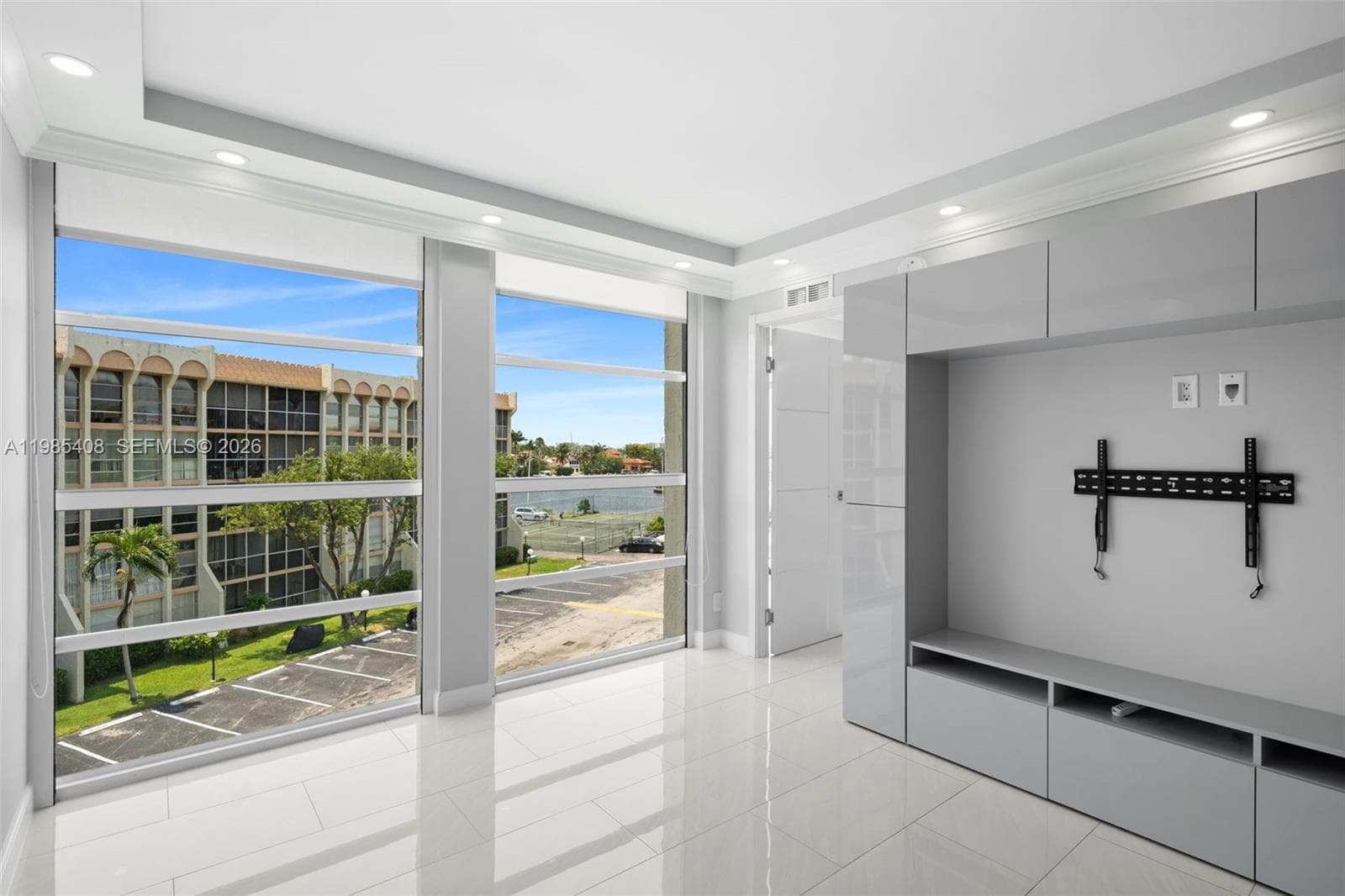 701 Three Islands Blvd # 411, Hallandale Beach, FL 33009 photo 5