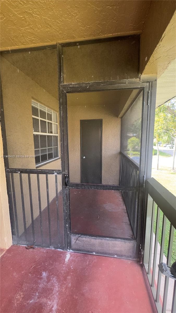 10480 NW 8th St # 201, Pembroke Pines, FL 33026 photo 4