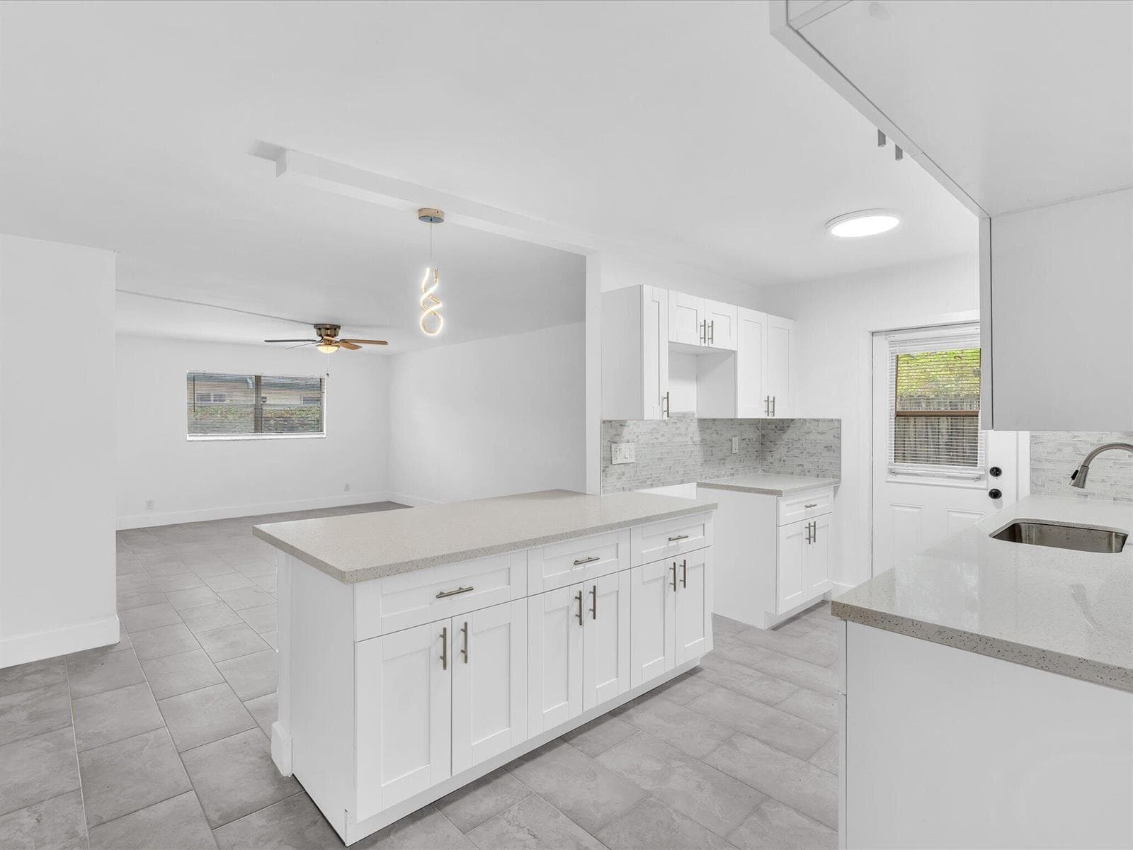 7430 Kimberly Boulevard # 102d, North Lauderdale, FL 33068 photo 4