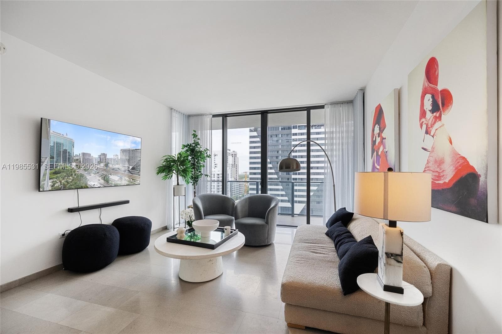 88 SW 7th St # 1010, Miami, FL 33130 photo 3
