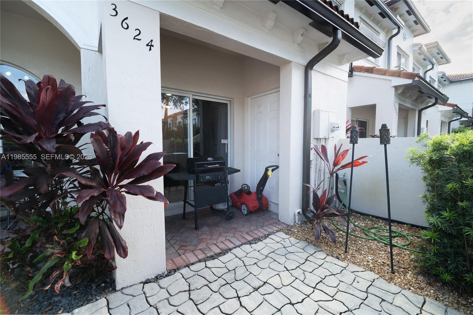 3624 NW 29th Pl, Lauderdale Lakes, FL 33311 photo 5