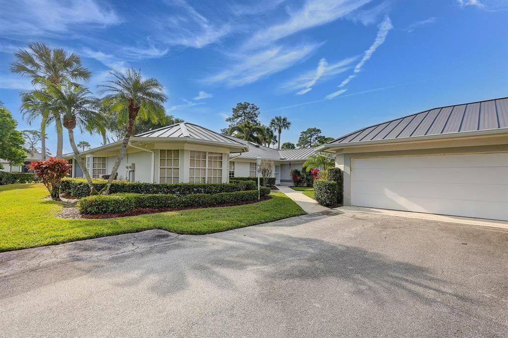 7334 Pine Creek Way, Port St. Lucie, FL 34986 photo 3