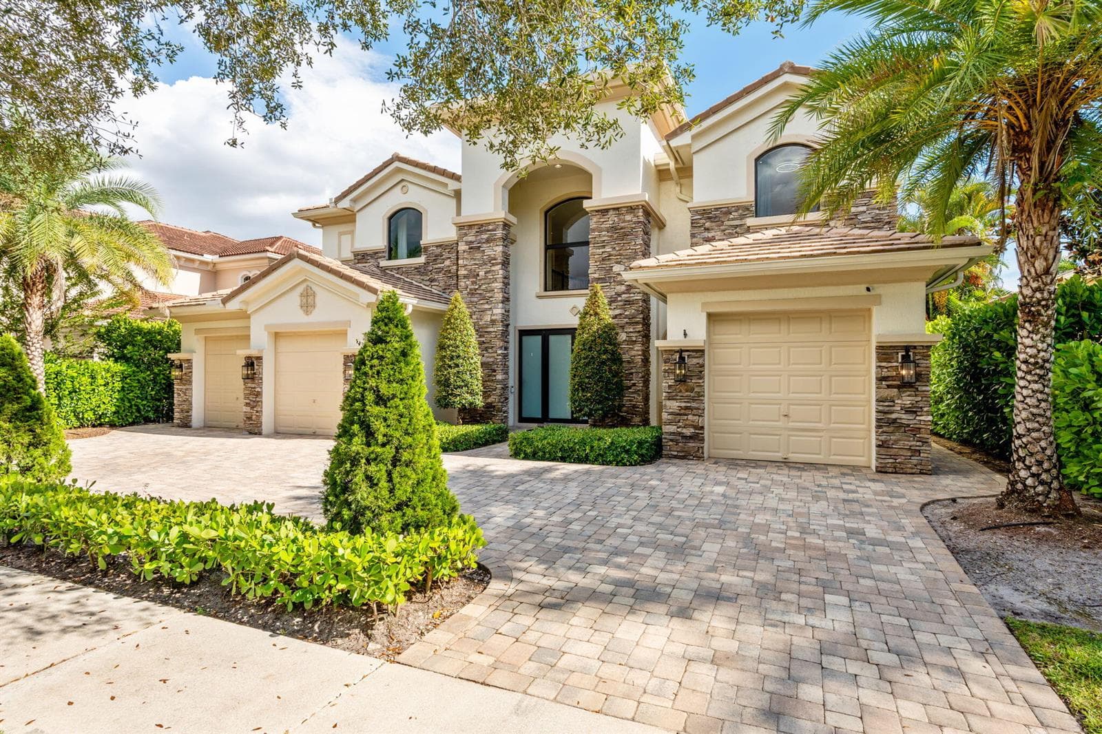 647 Edgebrook Lane, Royal Palm Beach, FL 33411 photo 3