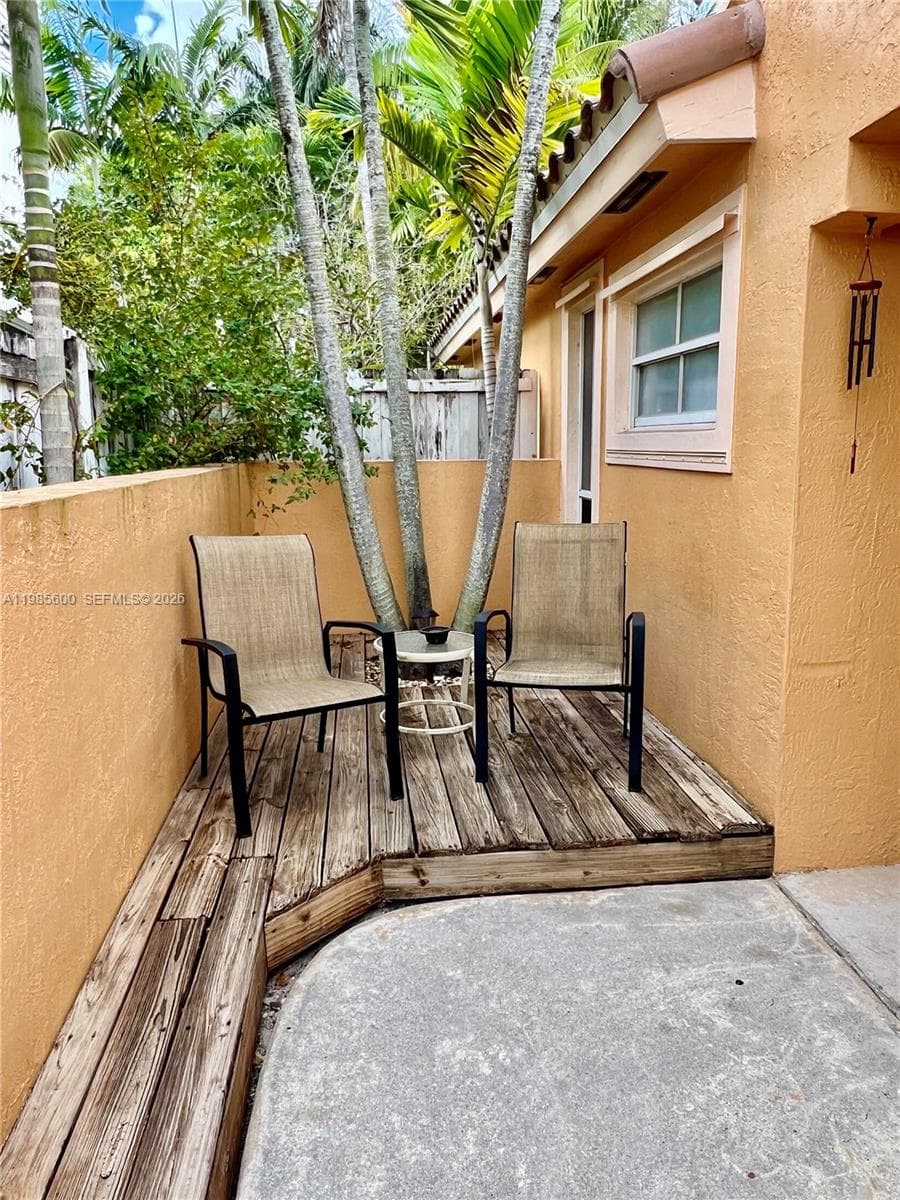 2102 NW 193rd Ave, Pembroke Pines, FL 33029 photo 3