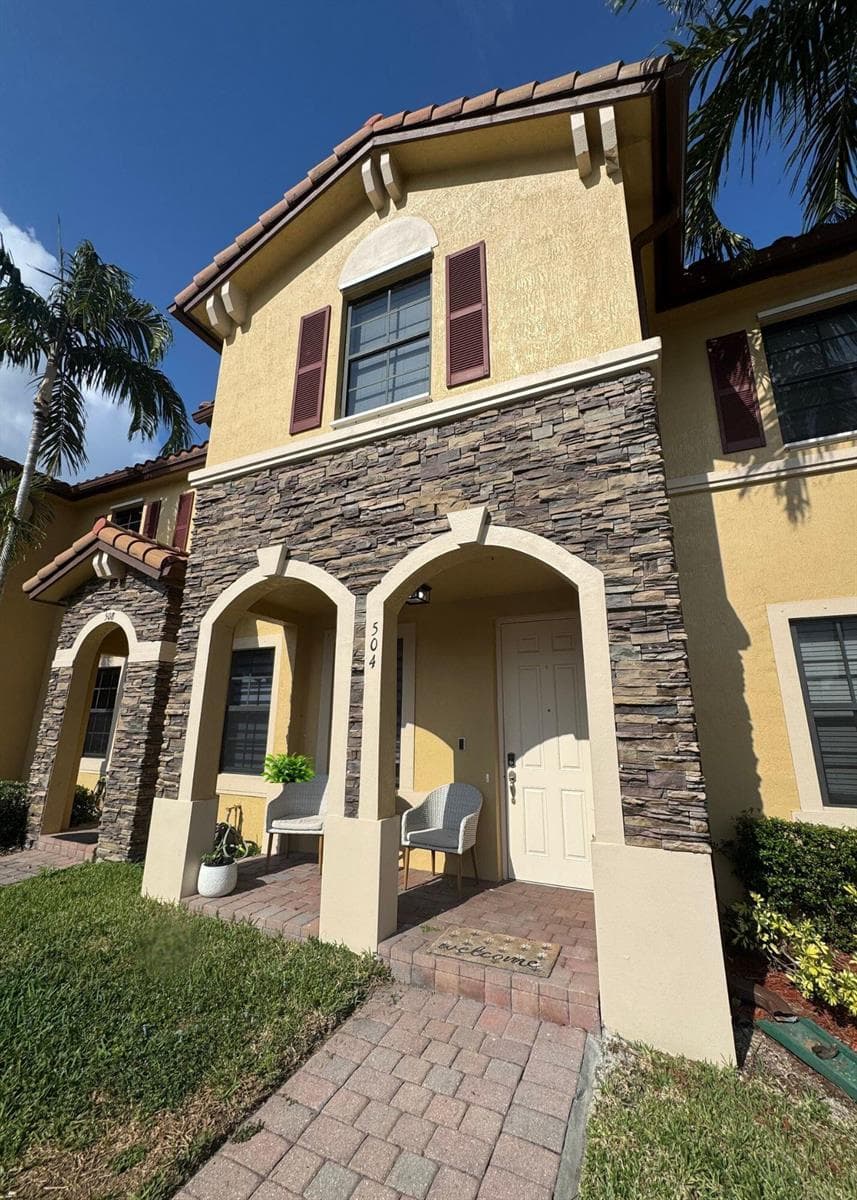 504 SE 32nd Avenue, Homestead, FL 33033 photo 2