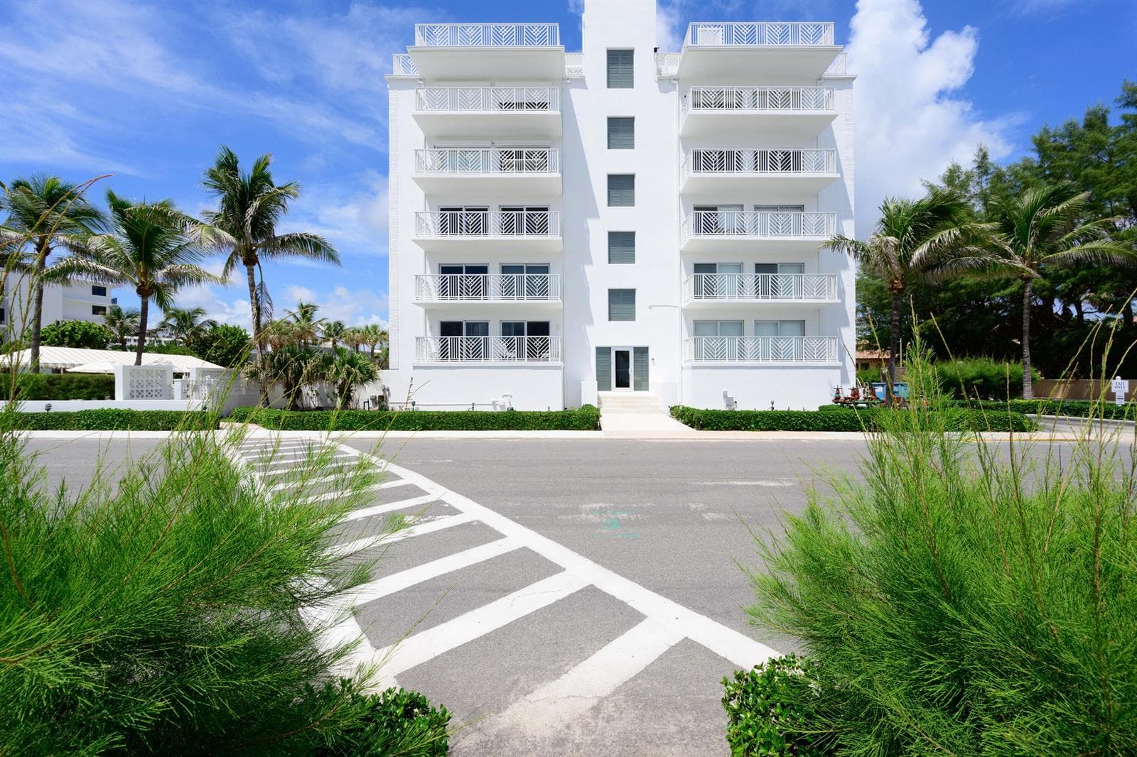 170 N Ocean Boulevard # 303, Palm Beach, FL 33480 photo 2