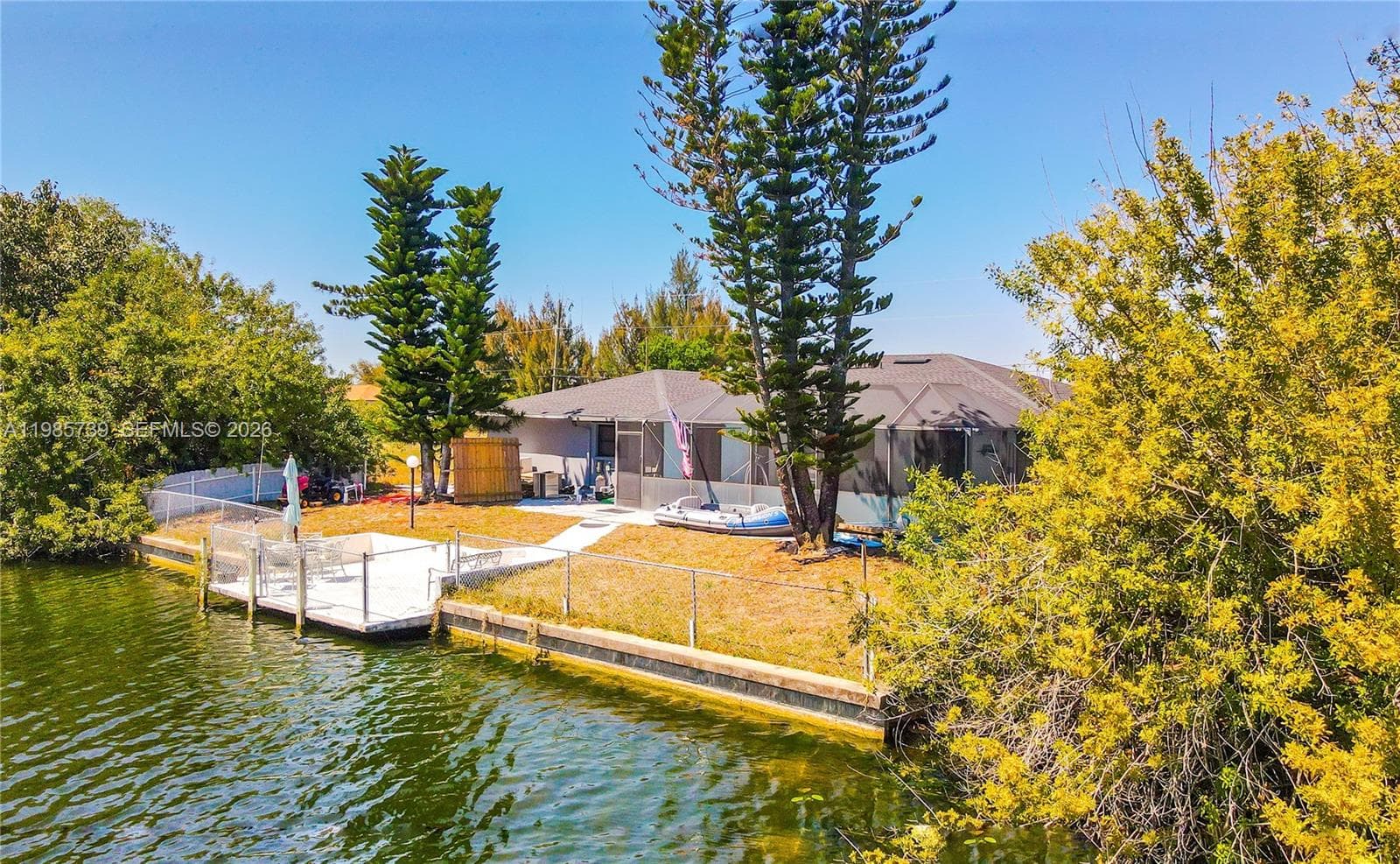 2908 NW 9TH TER, Cape Coral, FL 33993 photo 4