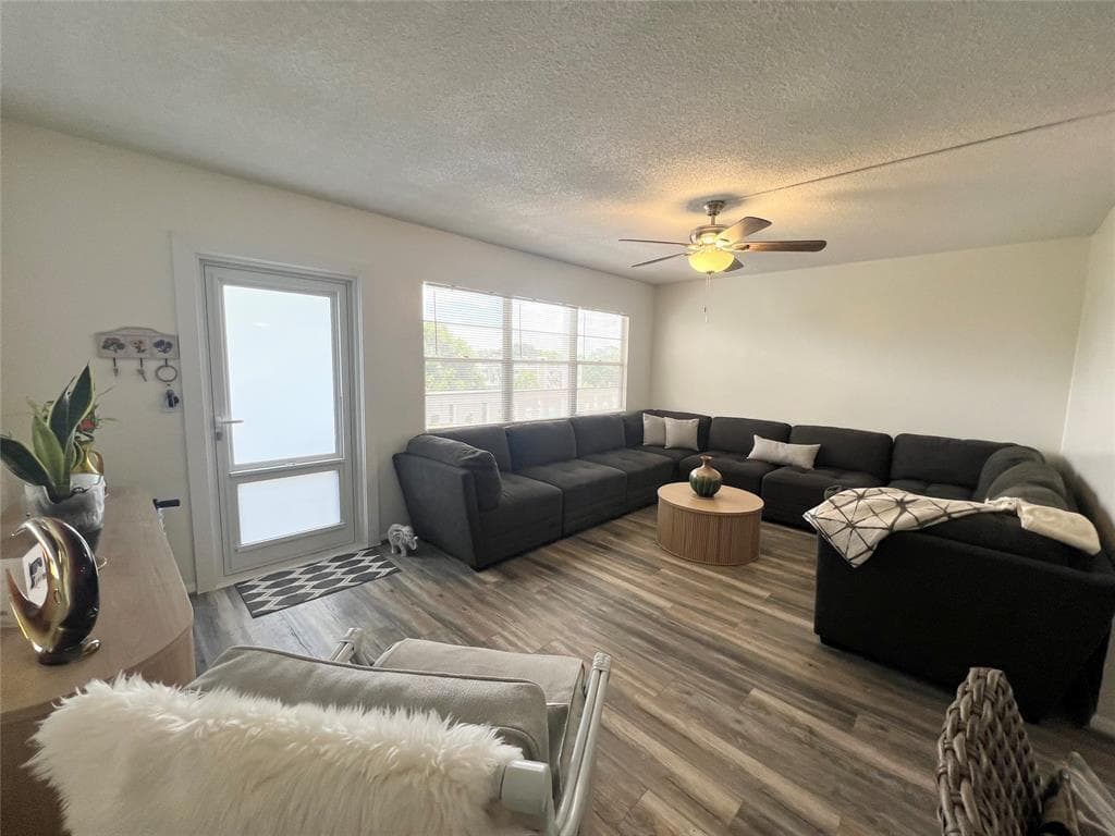 410 Grantham A # 410, Deerfield Beach, FL 33442 photo 2