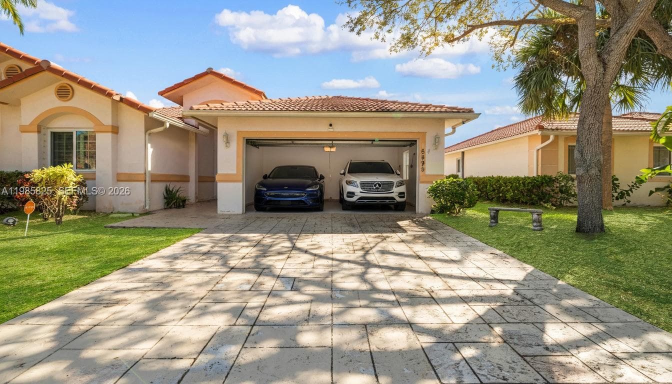 16898 Crestview Ln, Weston, FL 33326 photo 4