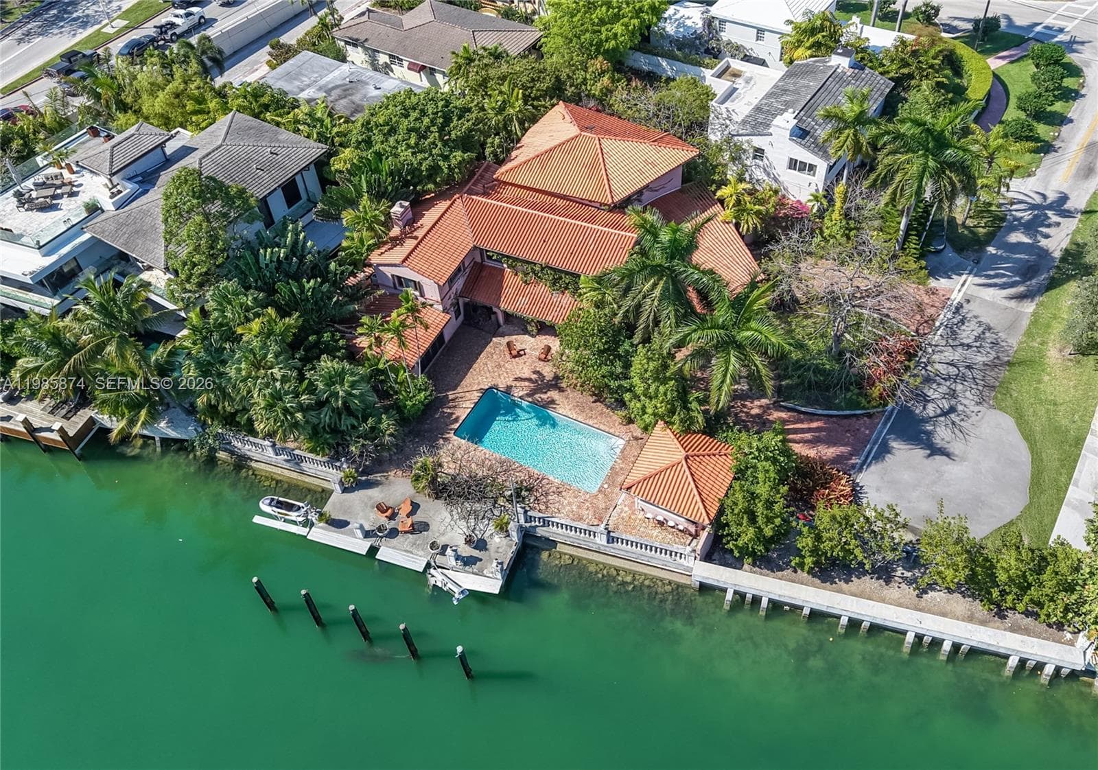 3310 Garden Ave, Miami Beach, FL 33140 photo 3