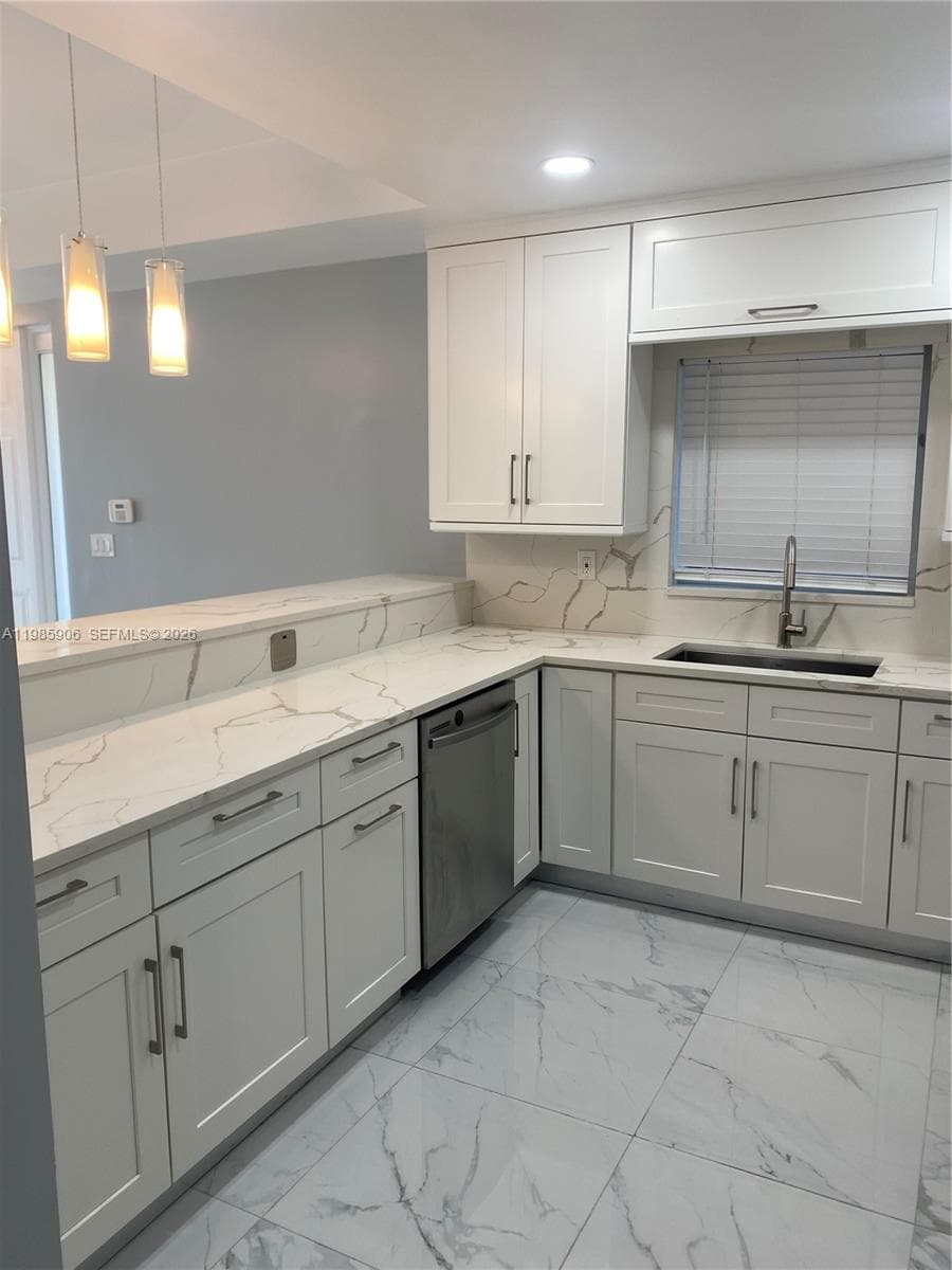 2706 NE 30th Pl # 2706, Fort Lauderdale, FL 33306 photo 4