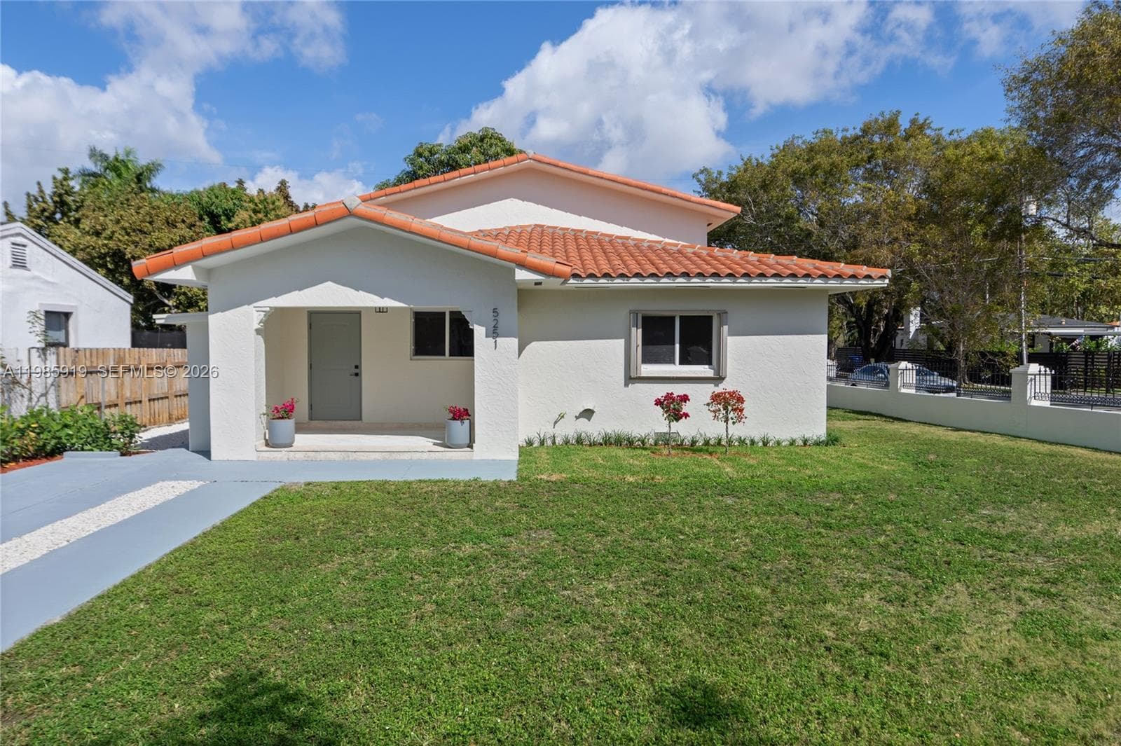 5251 SW 6th St, Miami, FL 33134 photo 5