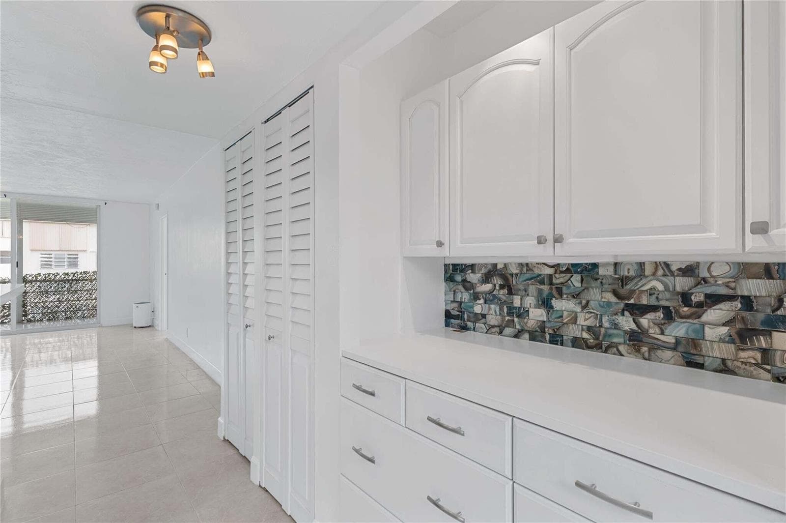 2841 Somerset Drive # 311, Lauderdale Lakes, FL 33311 photo 4