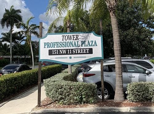151 NW 11th St # W301, Homestead, FL 33030 photo 3