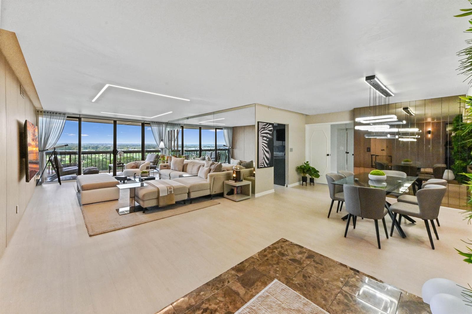 1900 Consulate Place # 1205, West Palm Beach, FL 33401 photo 2