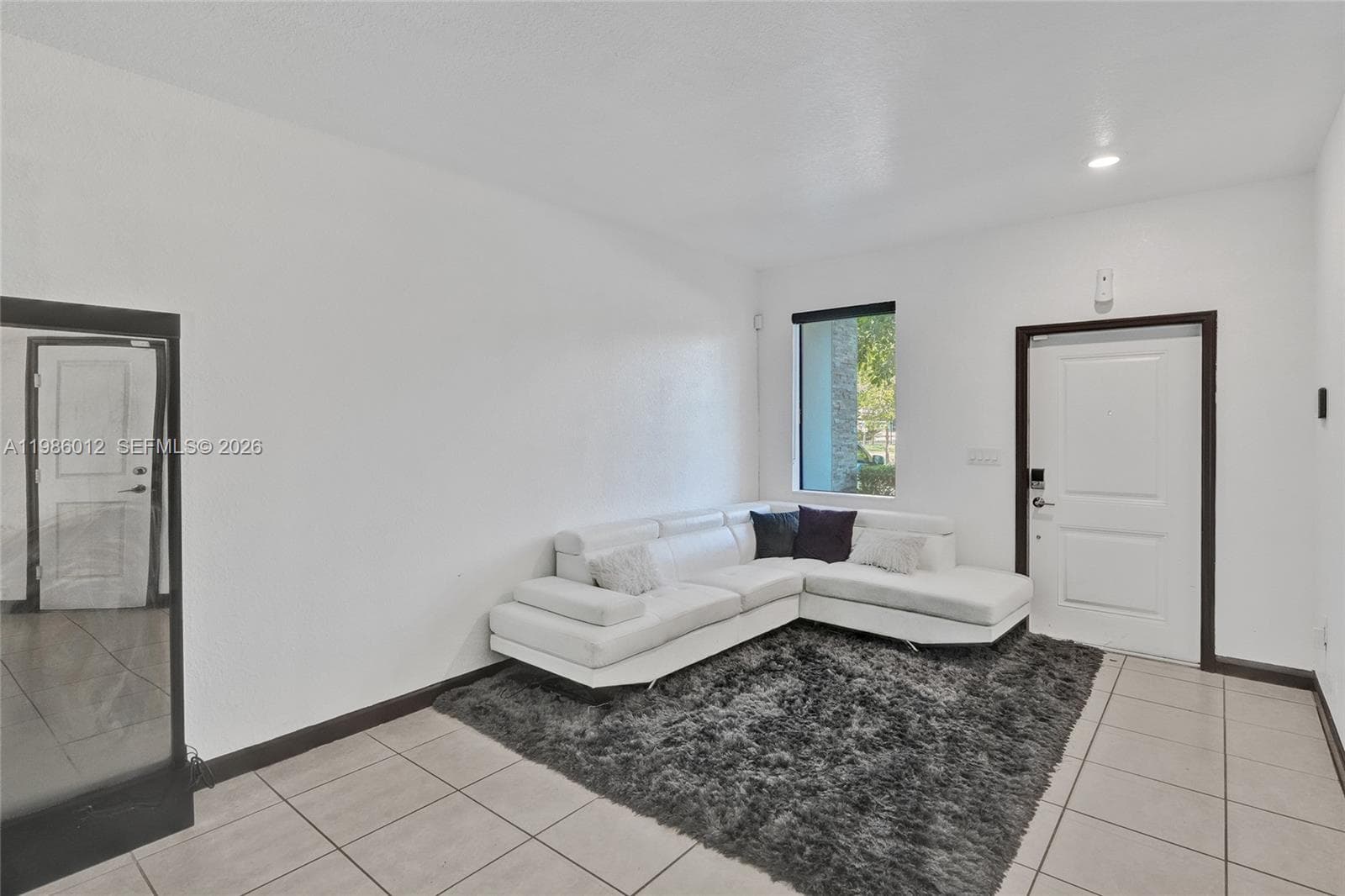 408 NE 212th Ter, Miami, FL 33179 photo 5