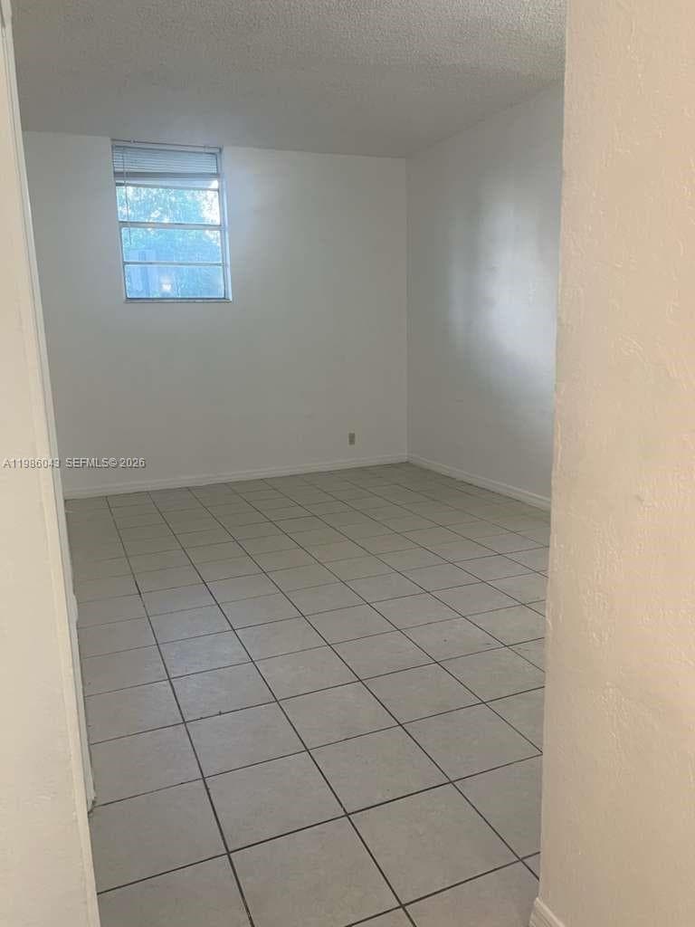 4550 NW 9th St # 114E, Miami, FL 33126 photo 4