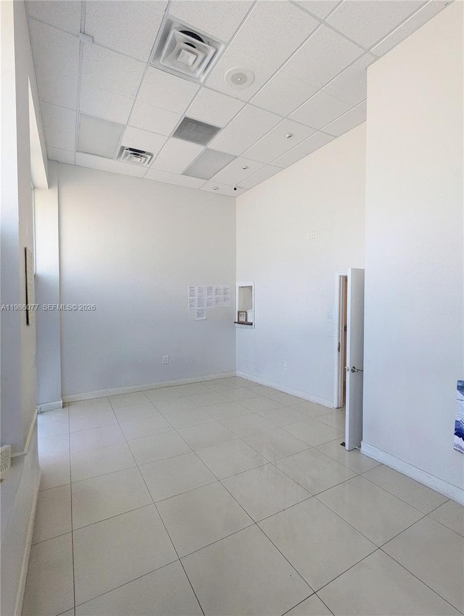 1100 W Oakland Park Blvd # 3, Wilton Manors, FL 33311 photo 2