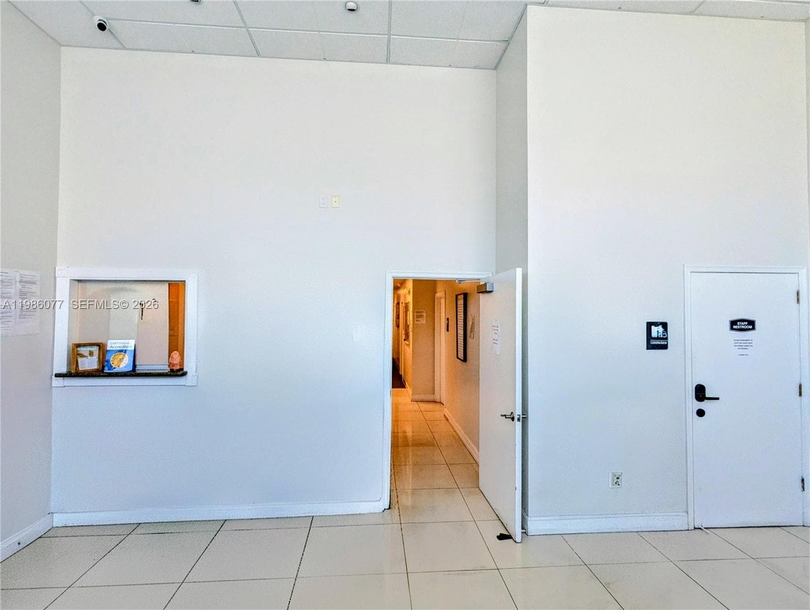 1100 W Oakland Park Blvd # 3, Wilton Manors, FL 33311 photo 4