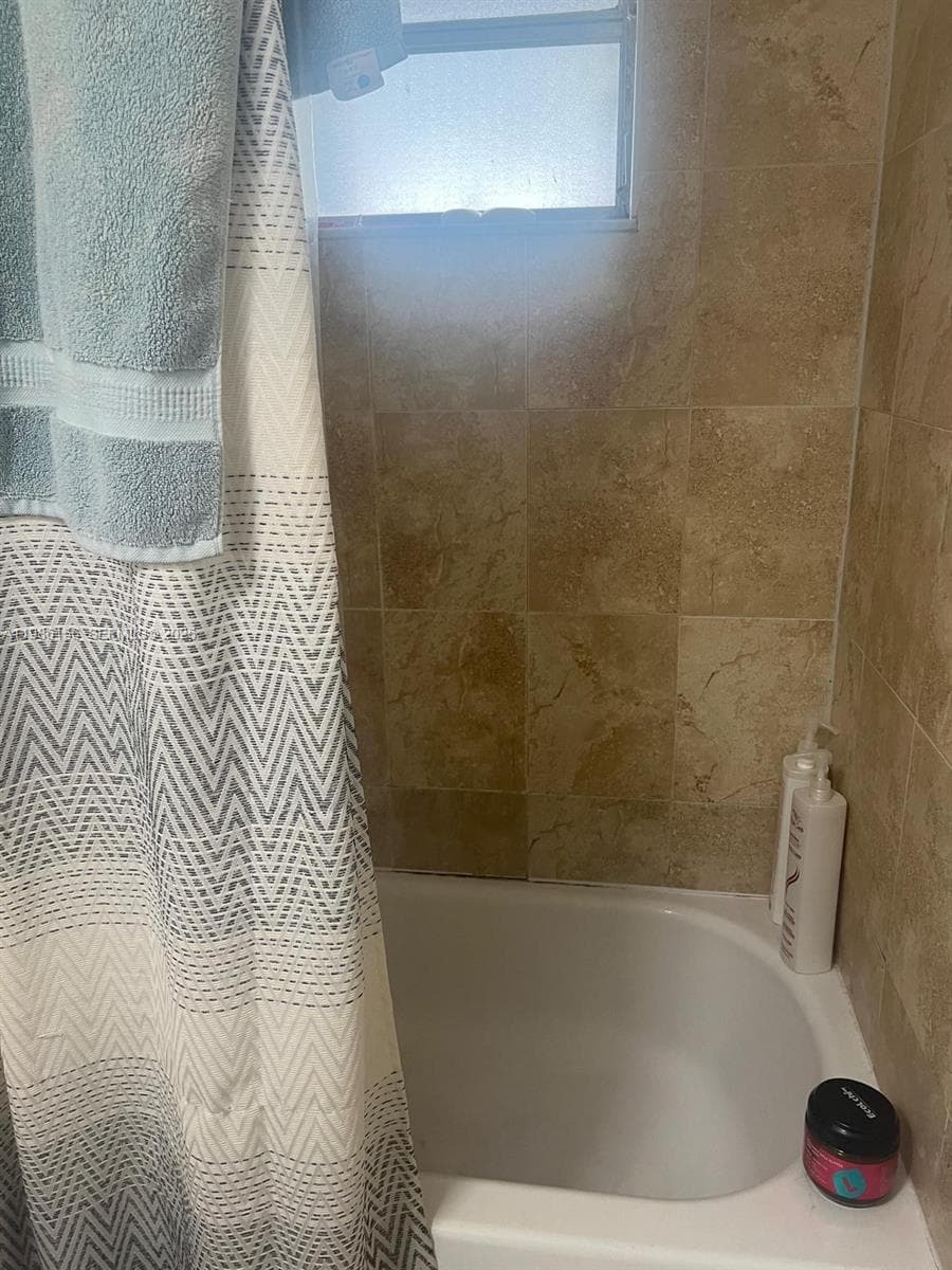3901 SW 112th Ave # 34, Miami, FL 33165 photo 2