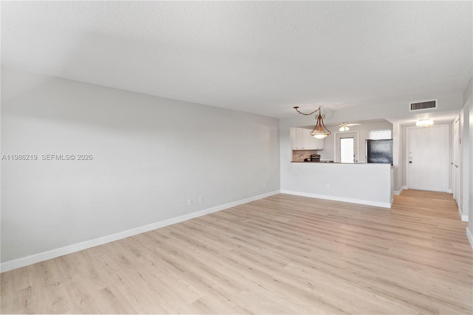 4800 Hillcrest Ln # 408, Hollywood, FL 33021 photo 4