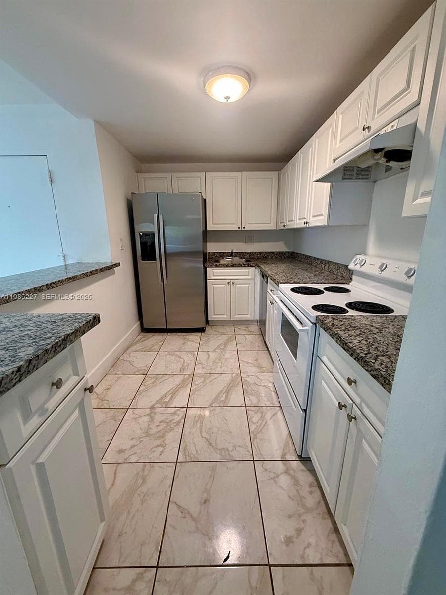 10393 N Kendall Dr # U7, Miami, FL 33176