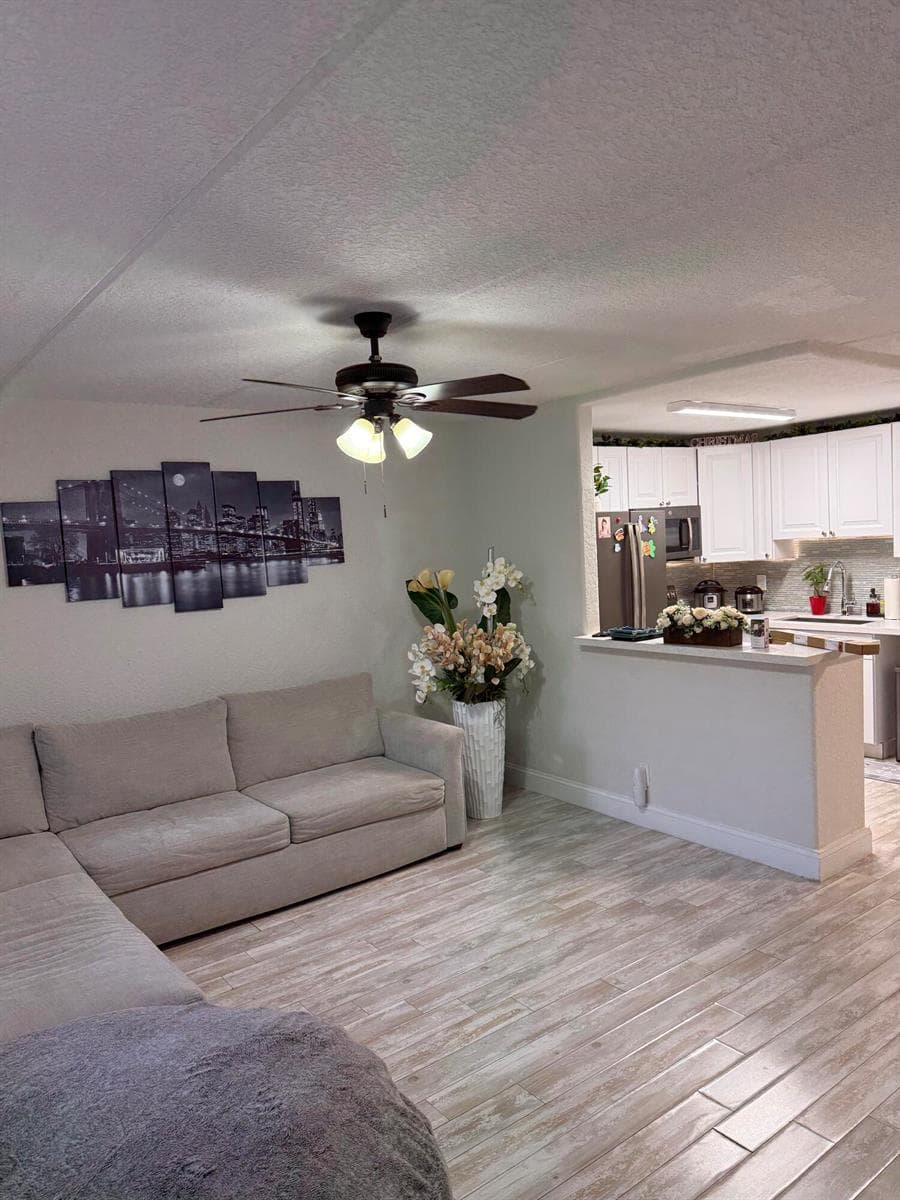 2000 Springdale Boulevard # 108, Palm Springs, FL 33461 photo 2