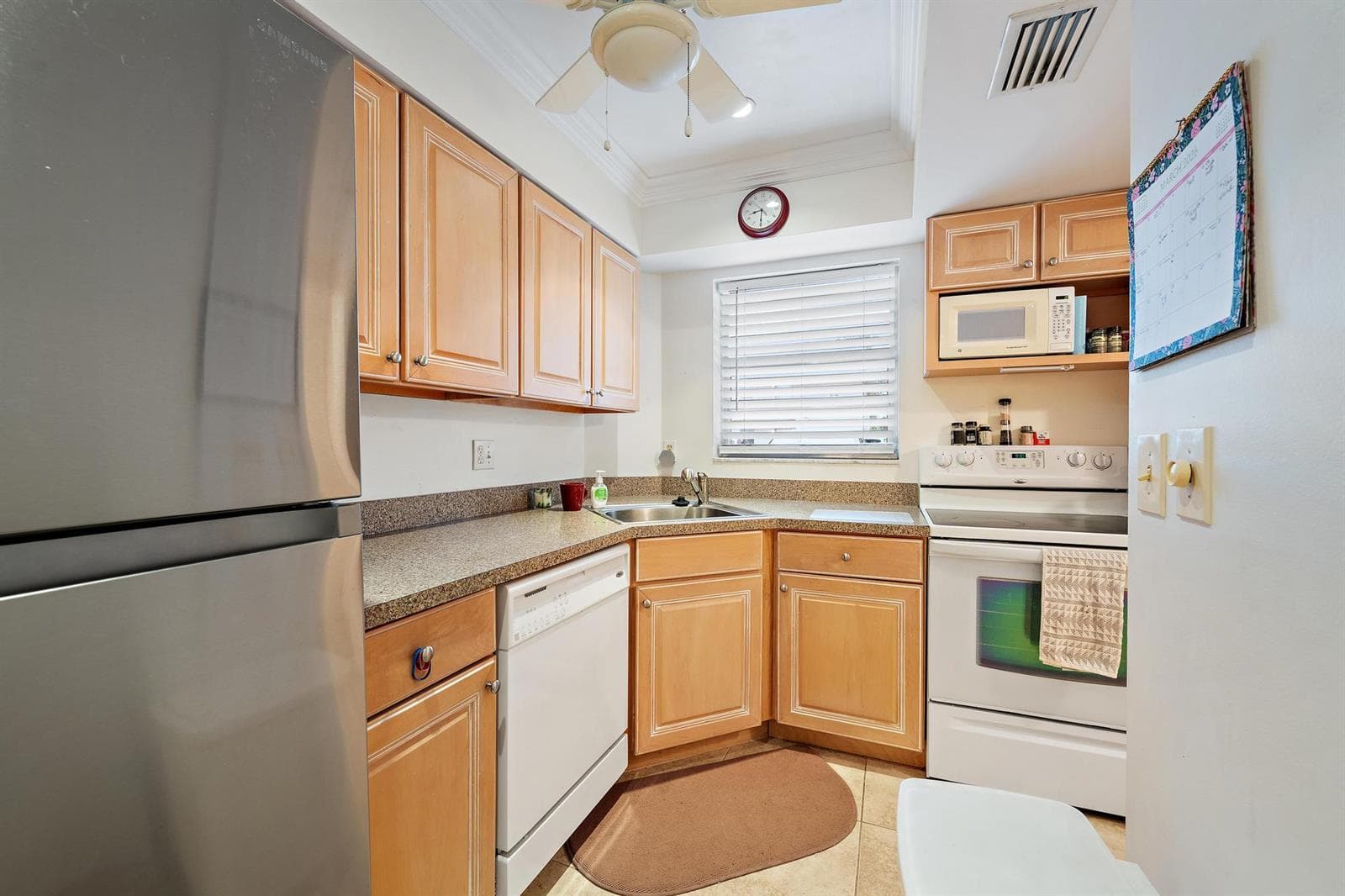 18081 SE Country Club Drive # 6-51, Jupiter, FL 33469 photo 5